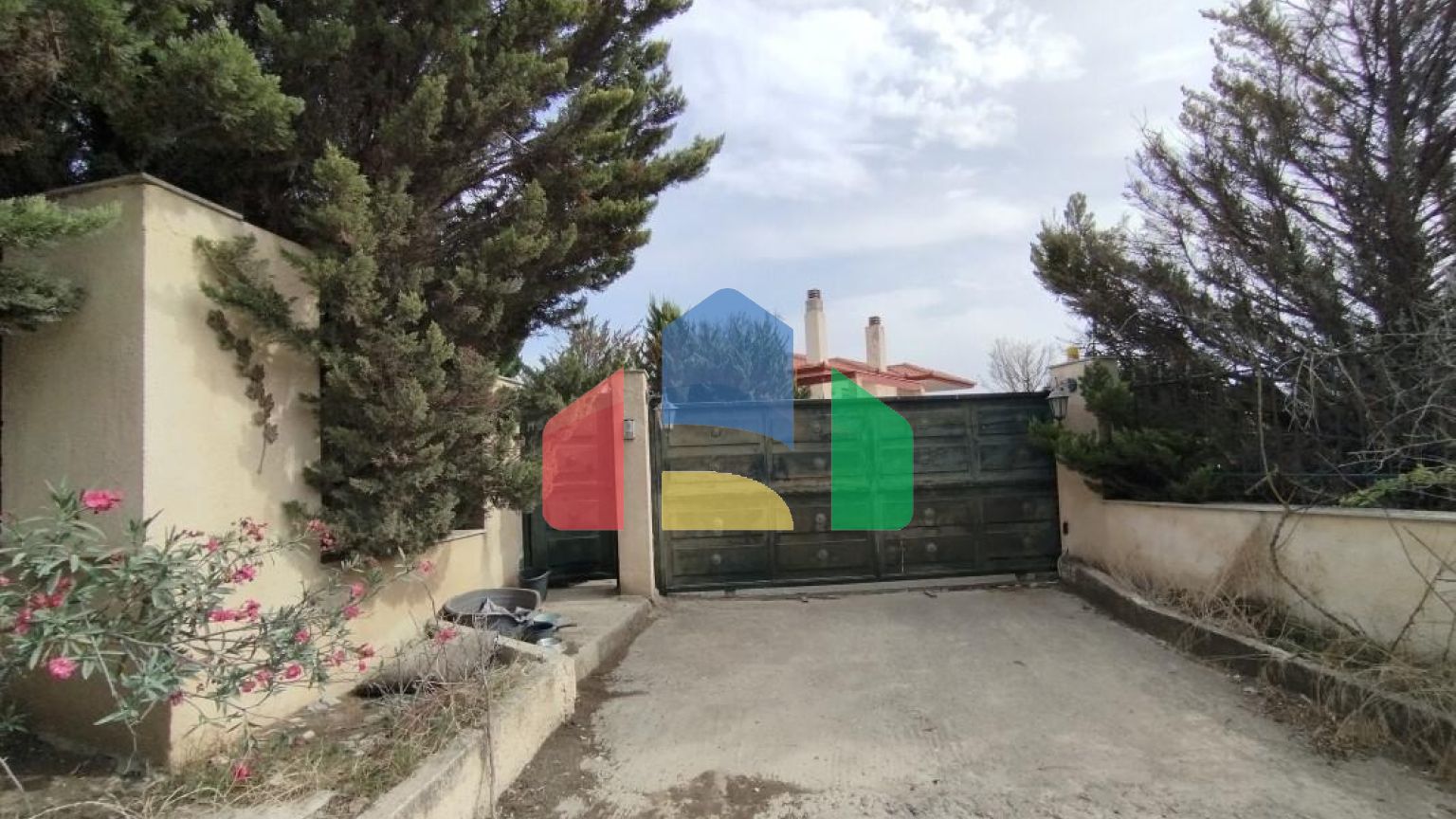 Продаж - Котедж 280 m² в передмісті Салонік