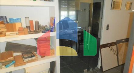 Продажа - Здание 700 m² в пригороде Салоник