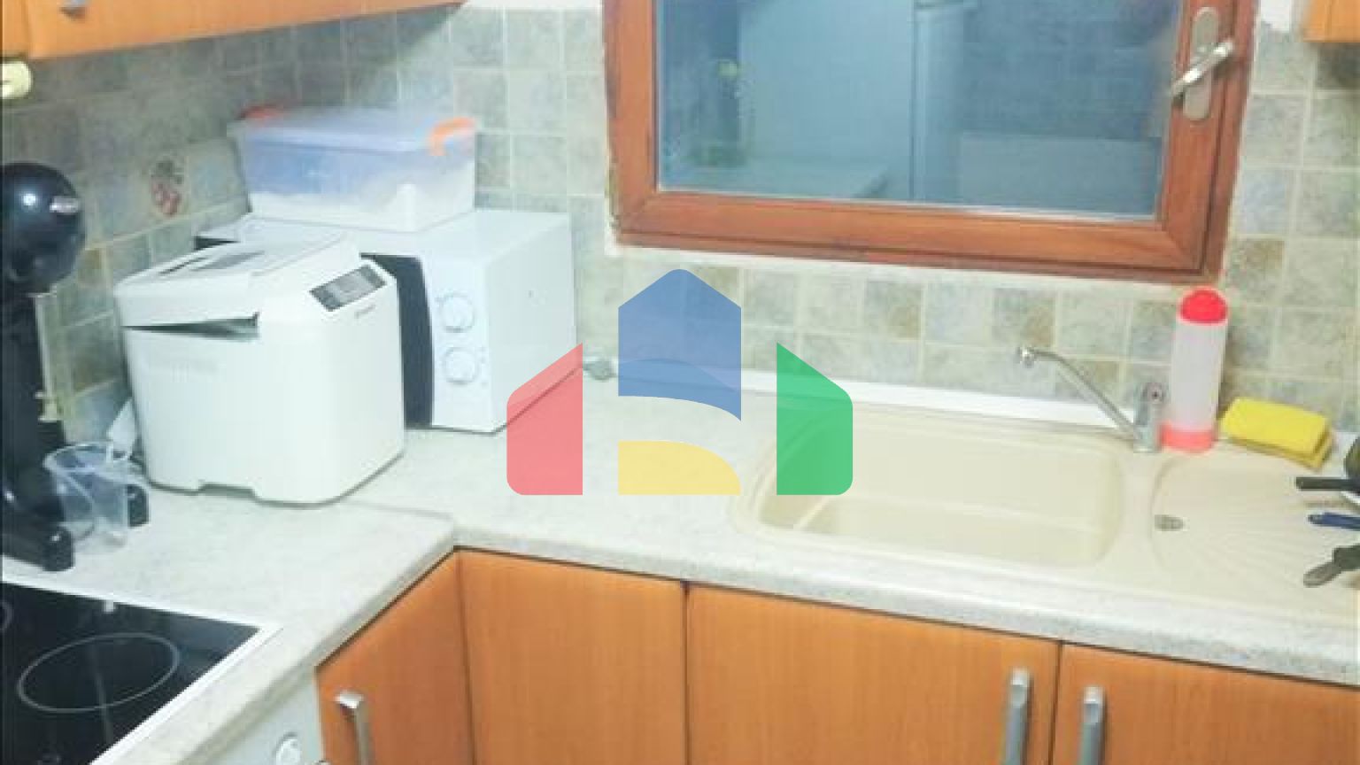 Продажа - Здание 700 m² в пригороде Салоник