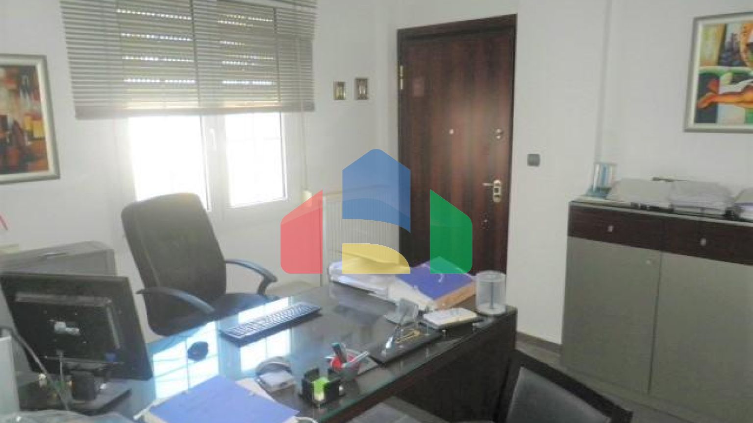 Продажа - Здание 700 m² в пригороде Салоник