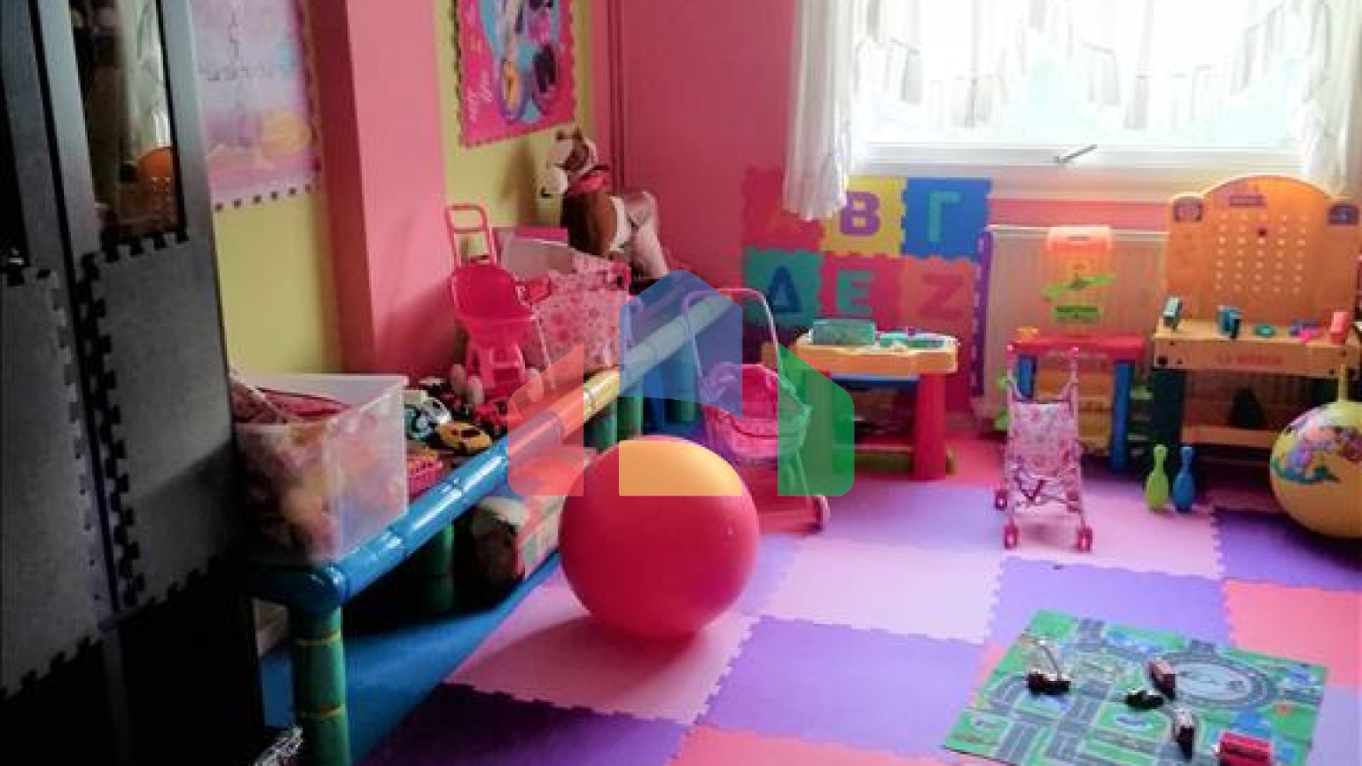 Продажа - Здание 700 m² в пригороде Салоник