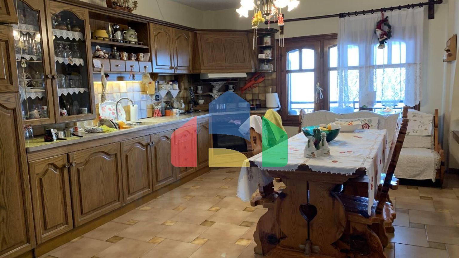 Продаж - Котедж 420 m² в передмісті Салонік