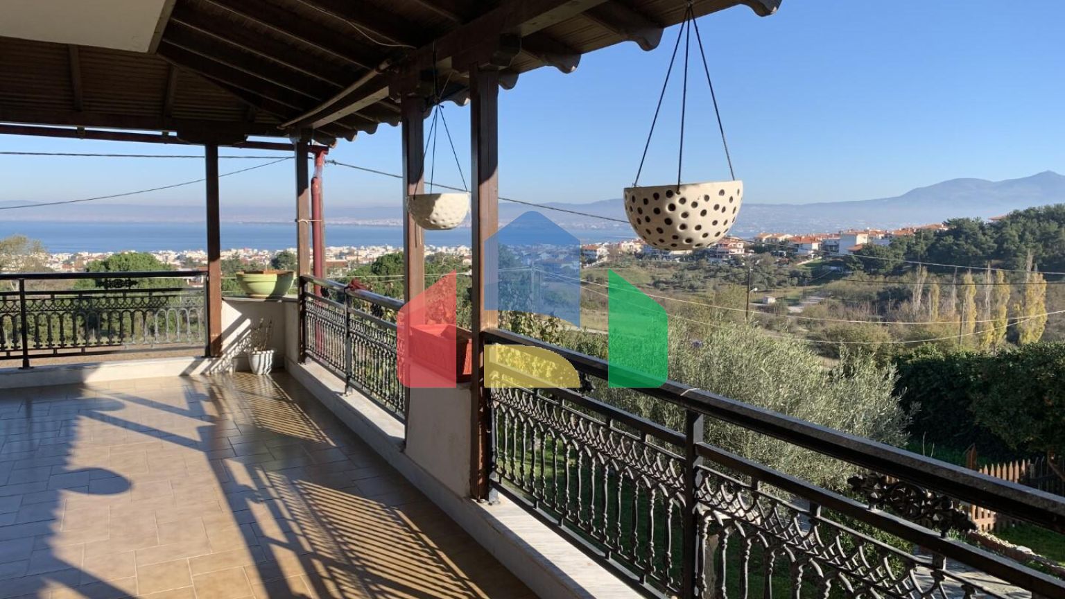 Продаж - Котедж 420 m² в передмісті Салонік