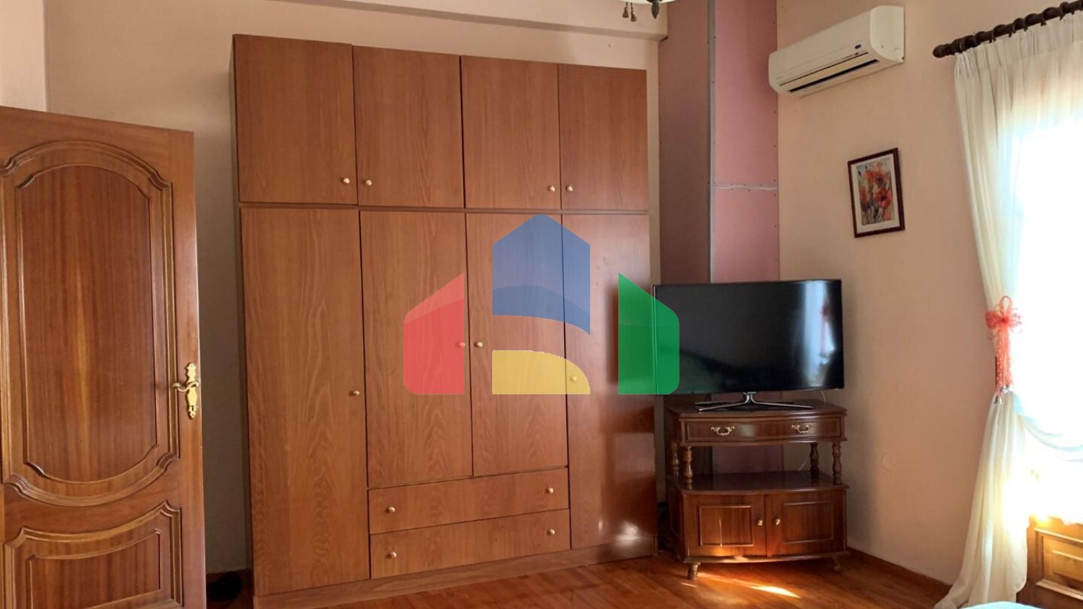 Продаж - Котедж 420 m² в передмісті Салонік