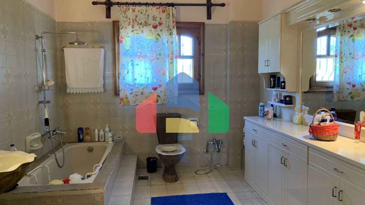 Продаж - Котедж 420 m² в передмісті Салонік