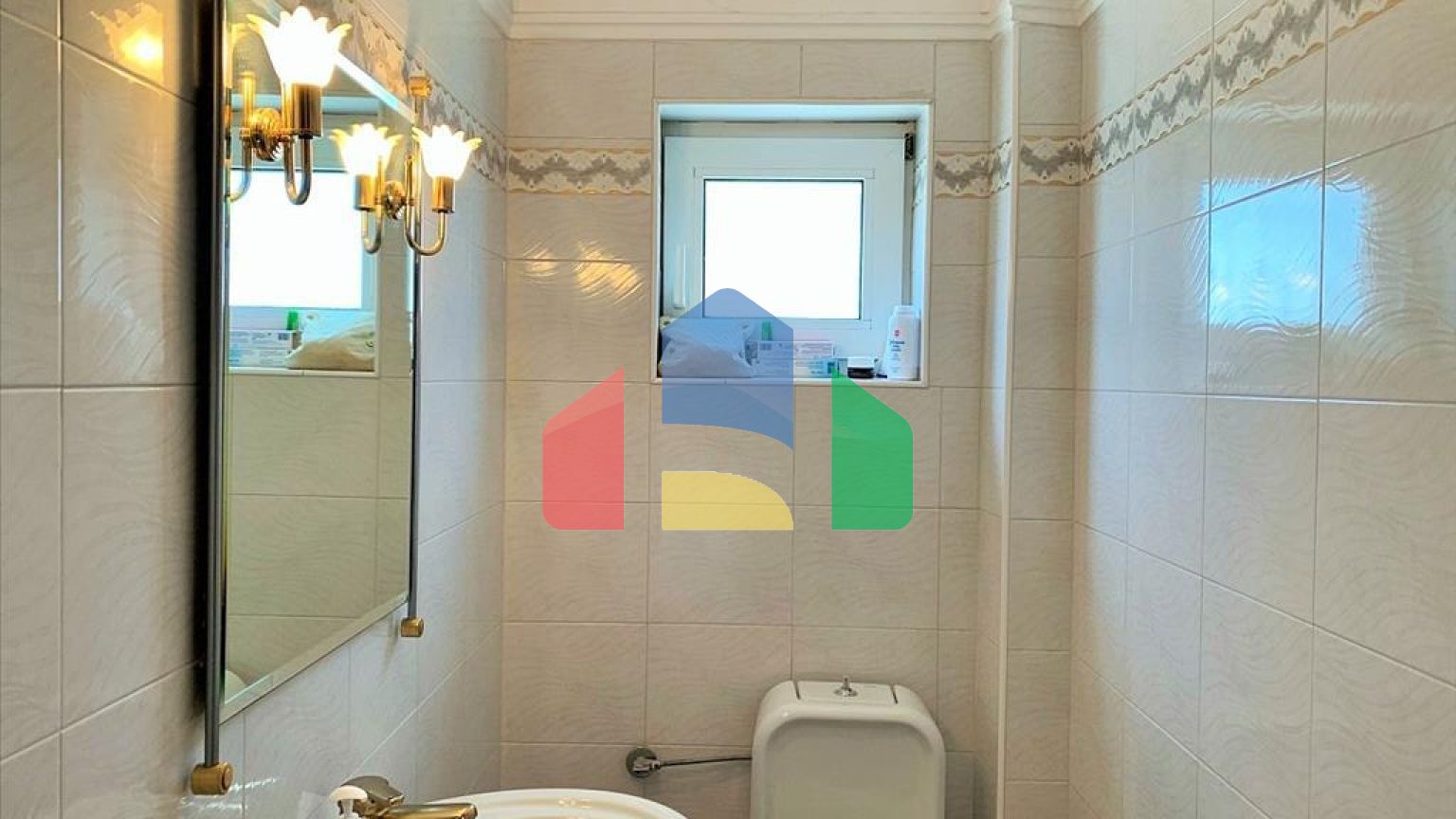 Продаж - Котедж 400 m² в передмісті Салонік