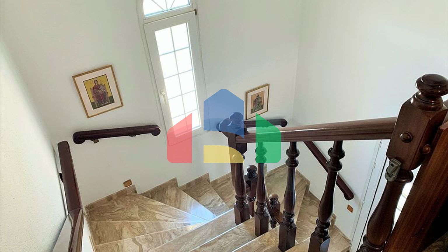 Продаж - Котедж 400 m² в передмісті Салонік