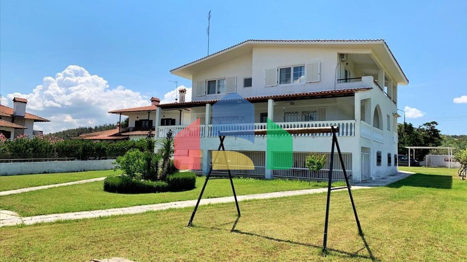 Продаж - Котедж 400 m² в передмісті Салонік