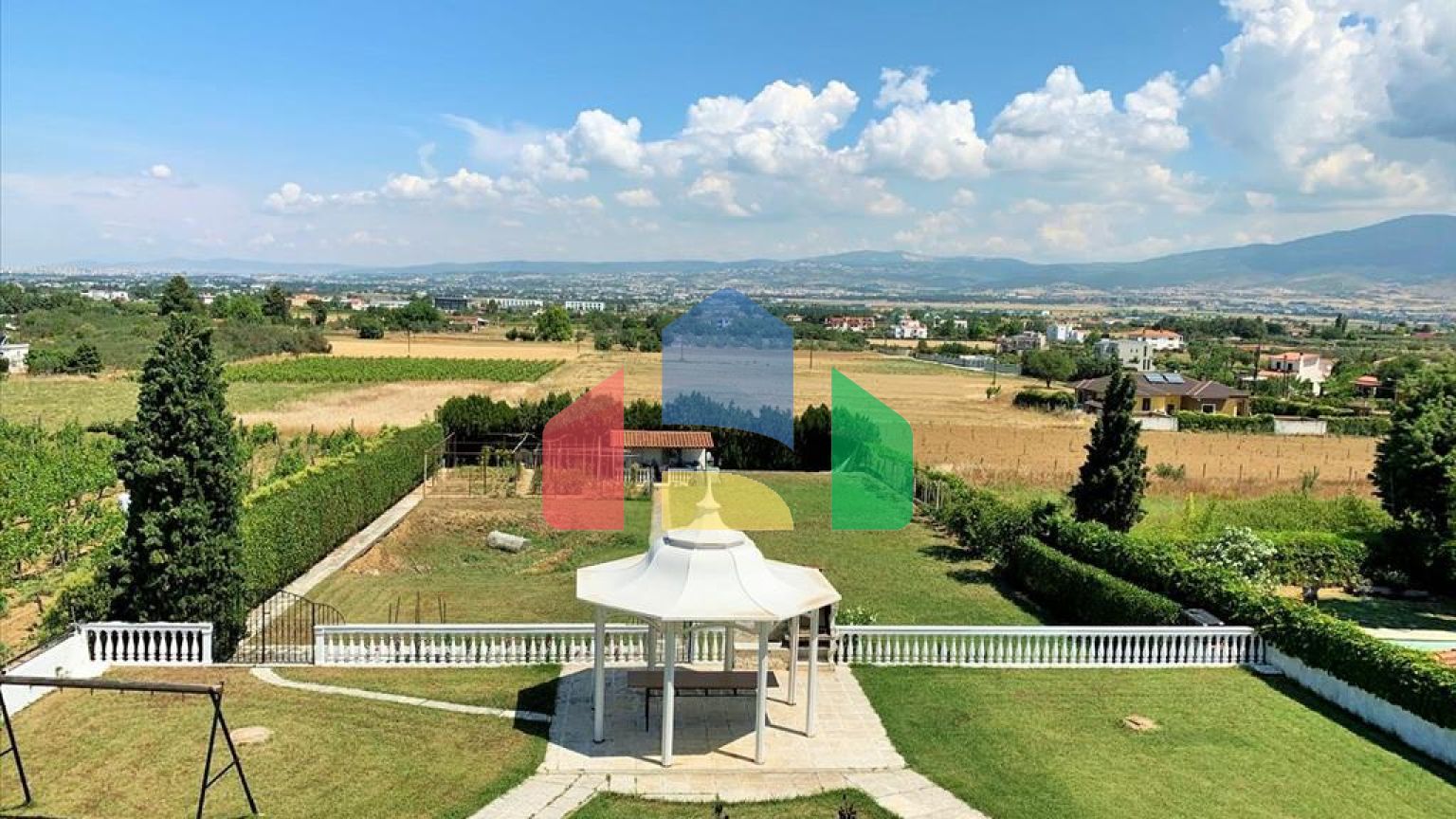 Продаж - Котедж 400 m² в передмісті Салонік