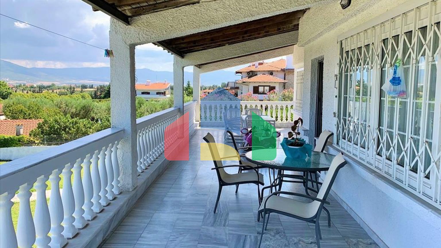 Продаж - Котедж 400 m² в передмісті Салонік