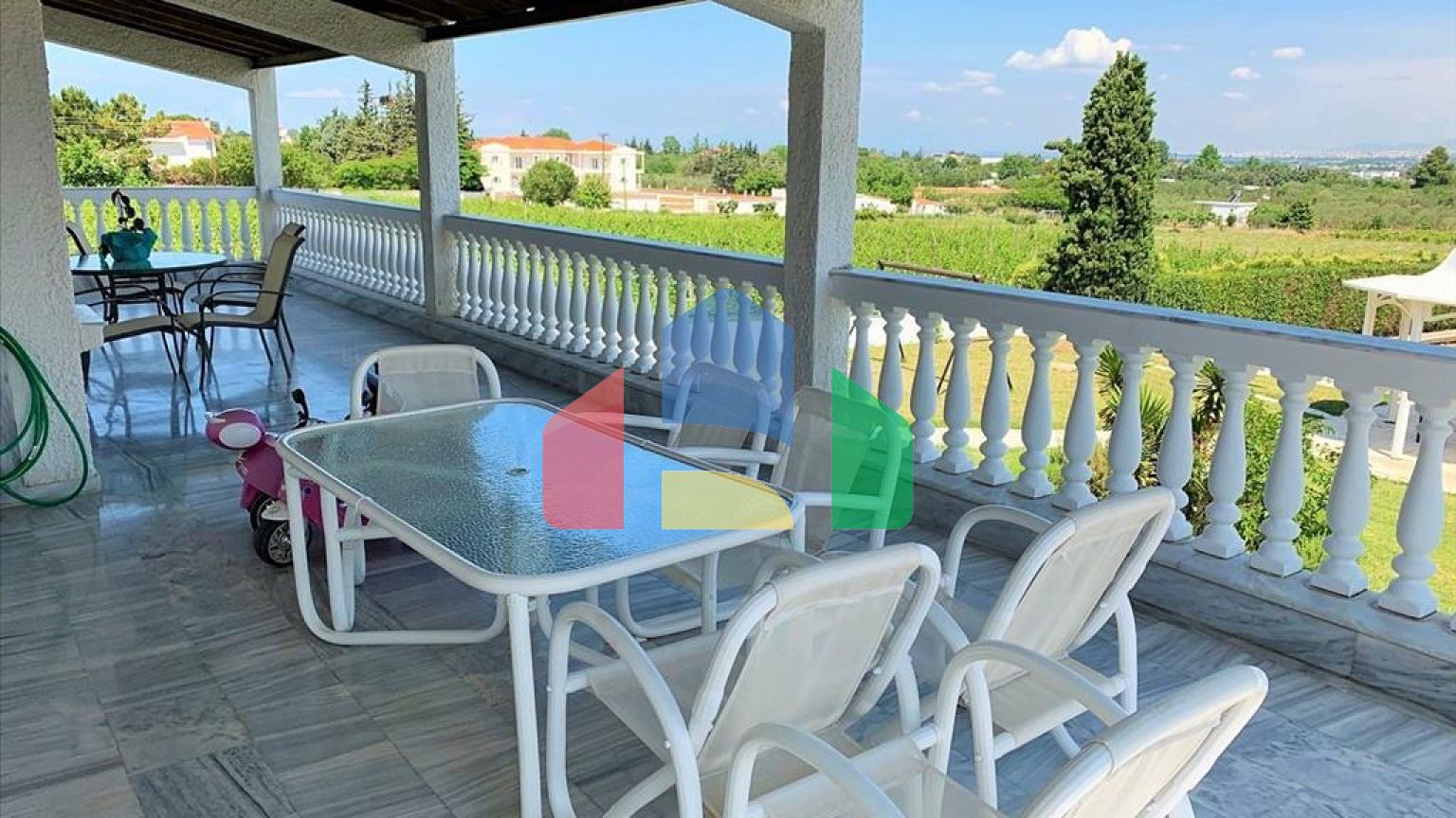 Продаж - Котедж 400 m² в передмісті Салонік