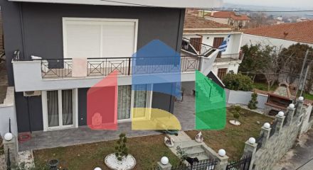 Продаж - Котедж 305 m² в передмісті Салонік