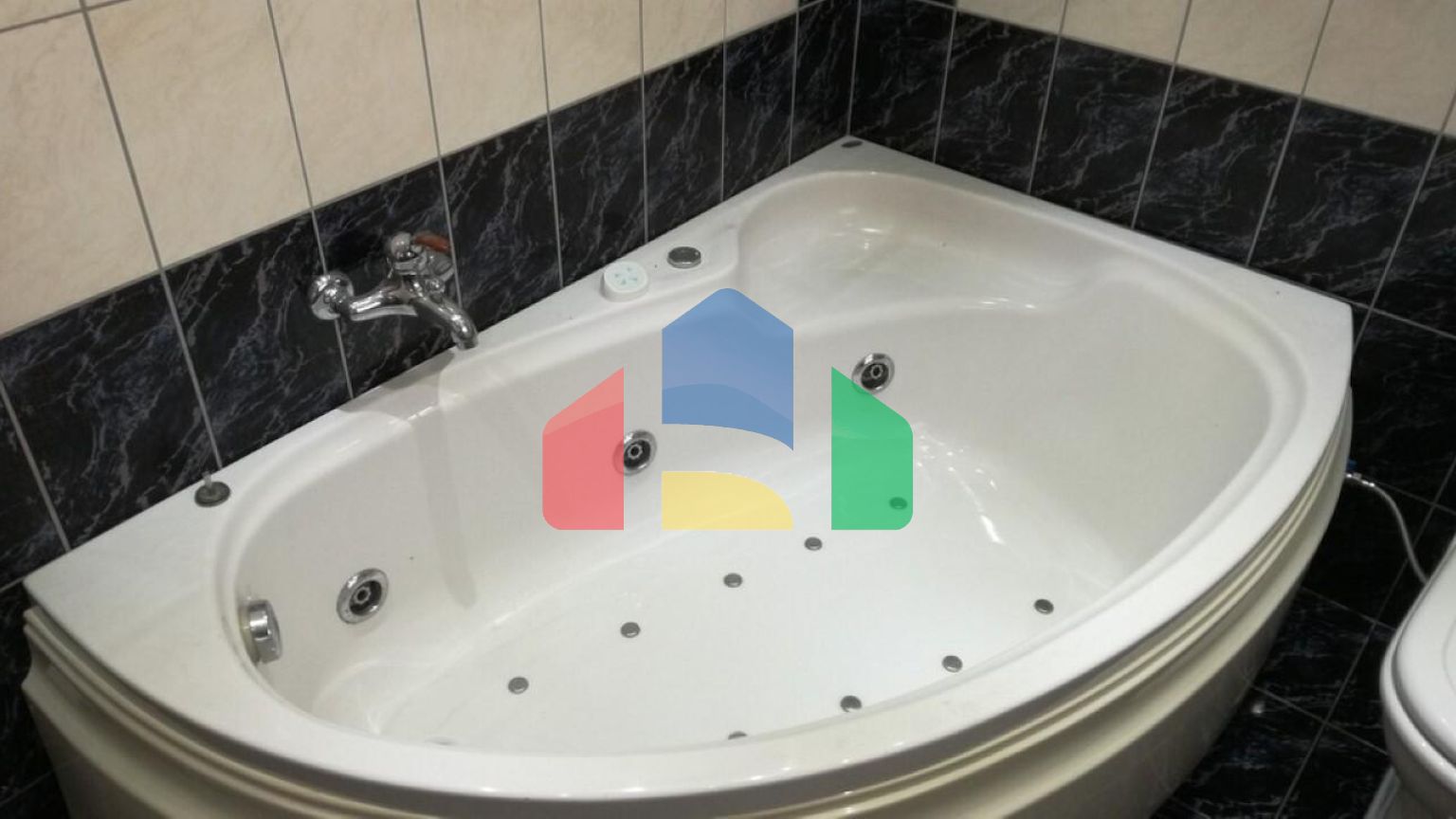 Продаж - Котедж 305 m² в передмісті Салонік