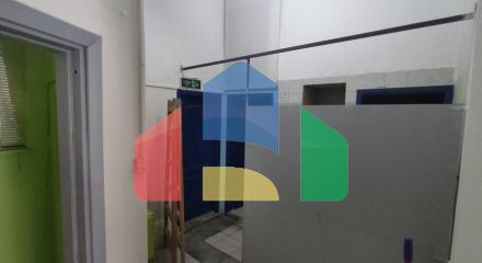 Продаж - Будівля 220 m² в передмісті Салонік