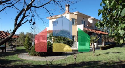 For Sale - Detached house 285 m² in the suburbs of Thessaloniki