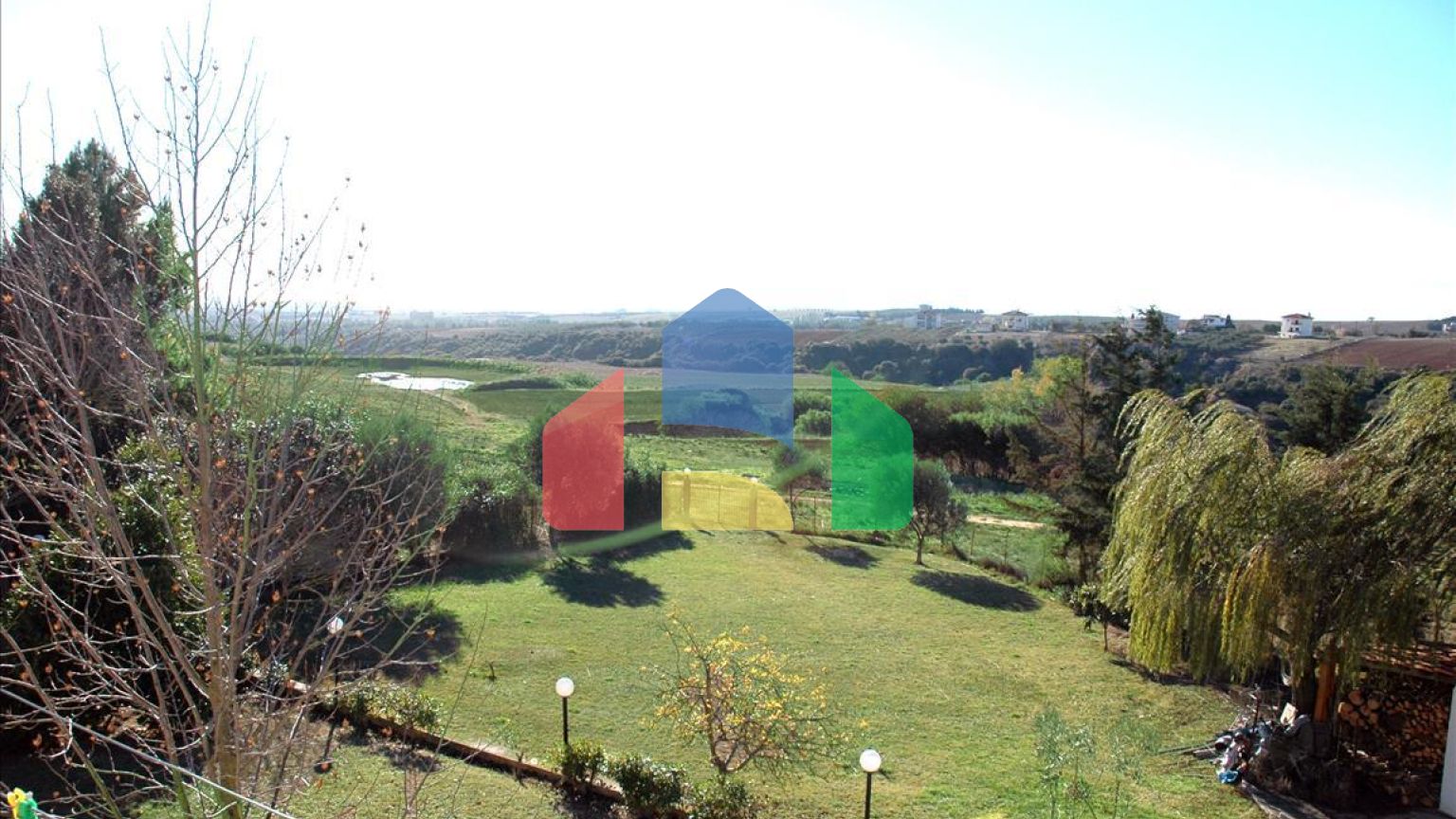 Продаж - Котедж 285 m² в передмісті Салонік