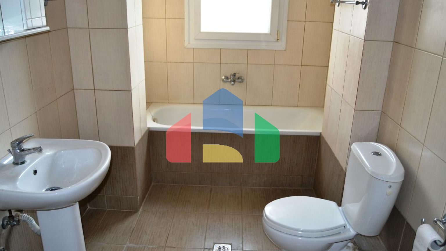 Продажа - Таунхаус 100 m² в пригороде Салоник