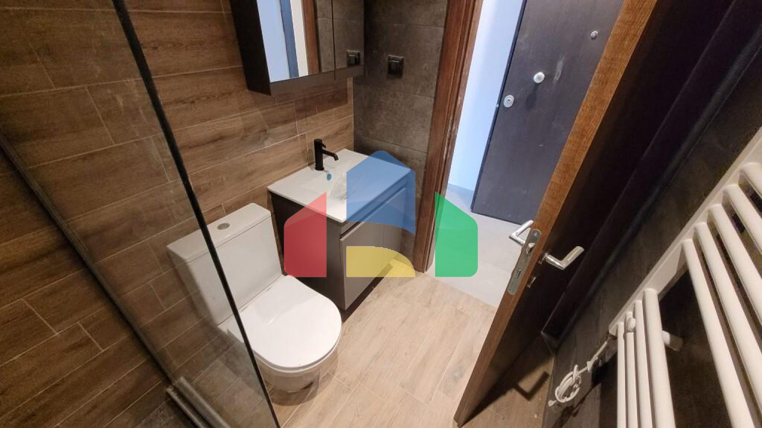 Продаж - Квартира 42 m² в передмісті Салонік