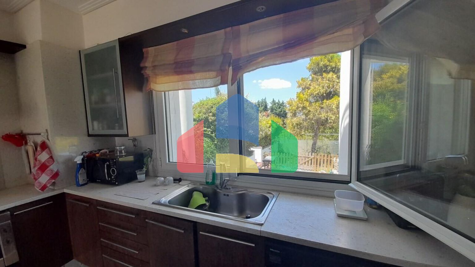 Продаж - Котедж 300 m² в передмісті Салонік