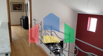 Продаж - Котедж 300 m² в передмісті Салонік Продаж - Котедж 300 m² в передмісті Салонік