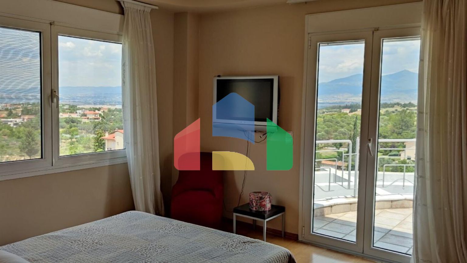 Продаж - Котедж 300 m² в передмісті Салонік