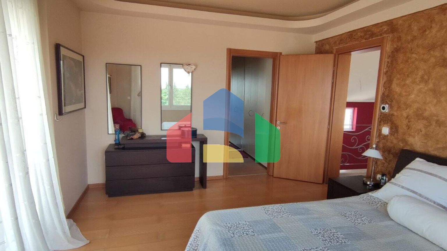 Продаж - Котедж 300 m² в передмісті Салонік