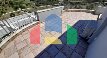 Продаж - Котедж 300 m² в передмісті Салонік Продаж - Котедж 300 m² в передмісті Салонік