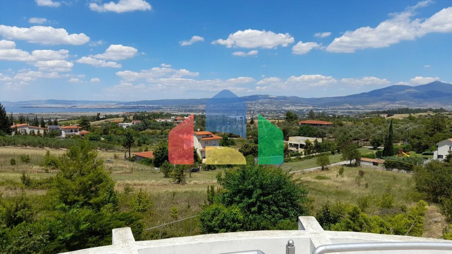 Продаж - Котедж 300 m² в передмісті Салонік