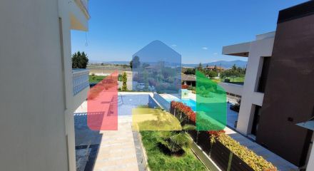 Продажа - Вилла 167 m² в пригороде Салоник