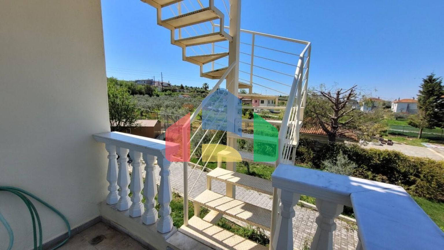 Продажа - Вилла 167 m² в пригороде Салоник