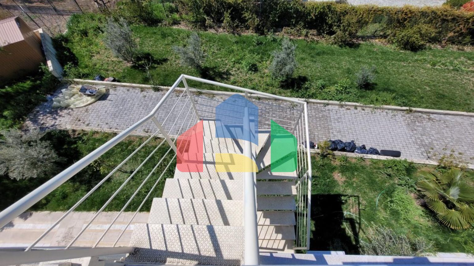 Продажа - Вилла 167 m² в пригороде Салоник