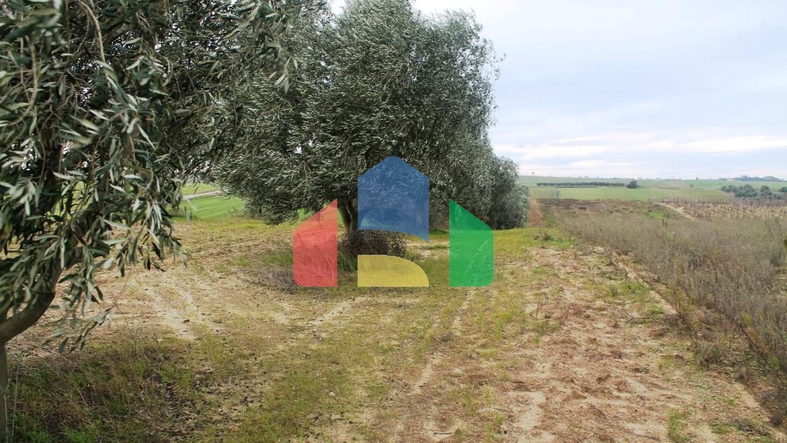 Продажа - Земельный участок 7350 m² в пригороде Салоник