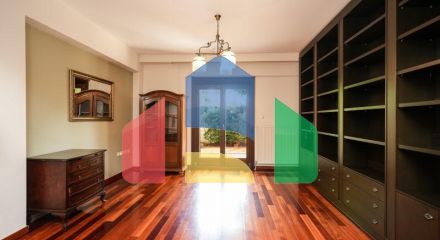 Продаж - Таунхаус 178 m² в передмісті Салонік