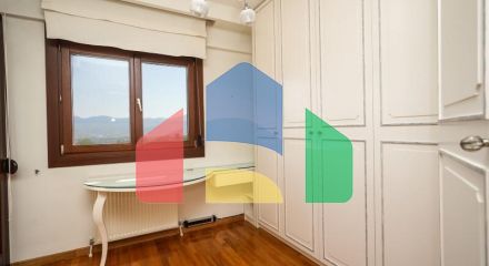 Продаж - Таунхаус 178 m² в передмісті Салонік