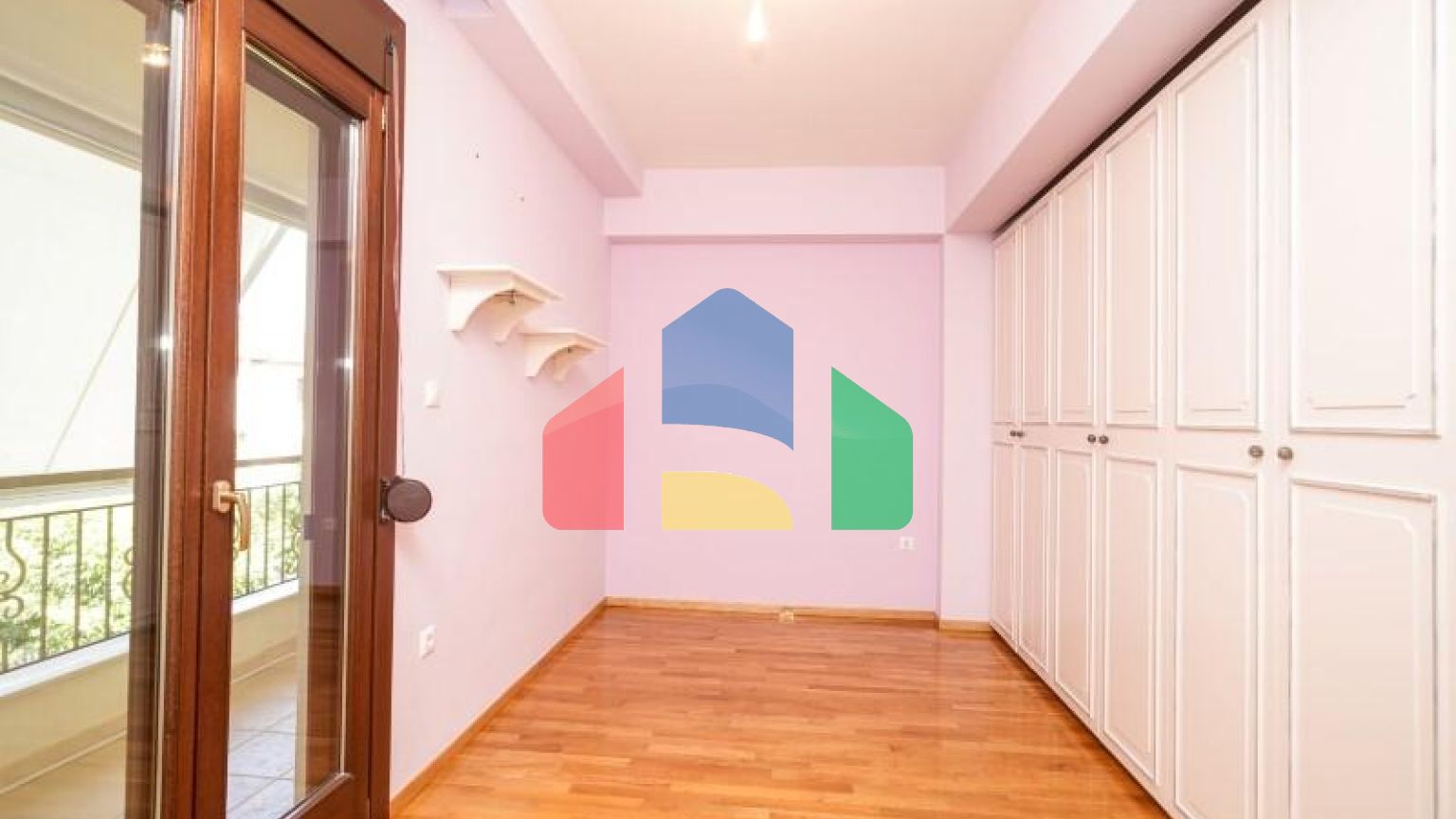 Продажа - Таунхаус 178 m² в пригороде Салоник