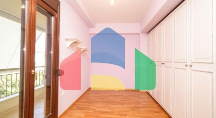 Продажа - Таунхаус 178 m² в пригороде Салоник