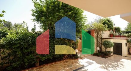 Продажа - Таунхаус 178 m² в пригороде Салоник