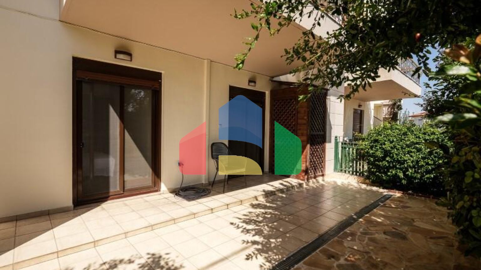 Продажа - Таунхаус 178 m² в пригороде Салоник