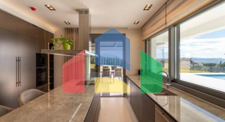 Продажа - Вилла 300 m² в пригороде Салоник