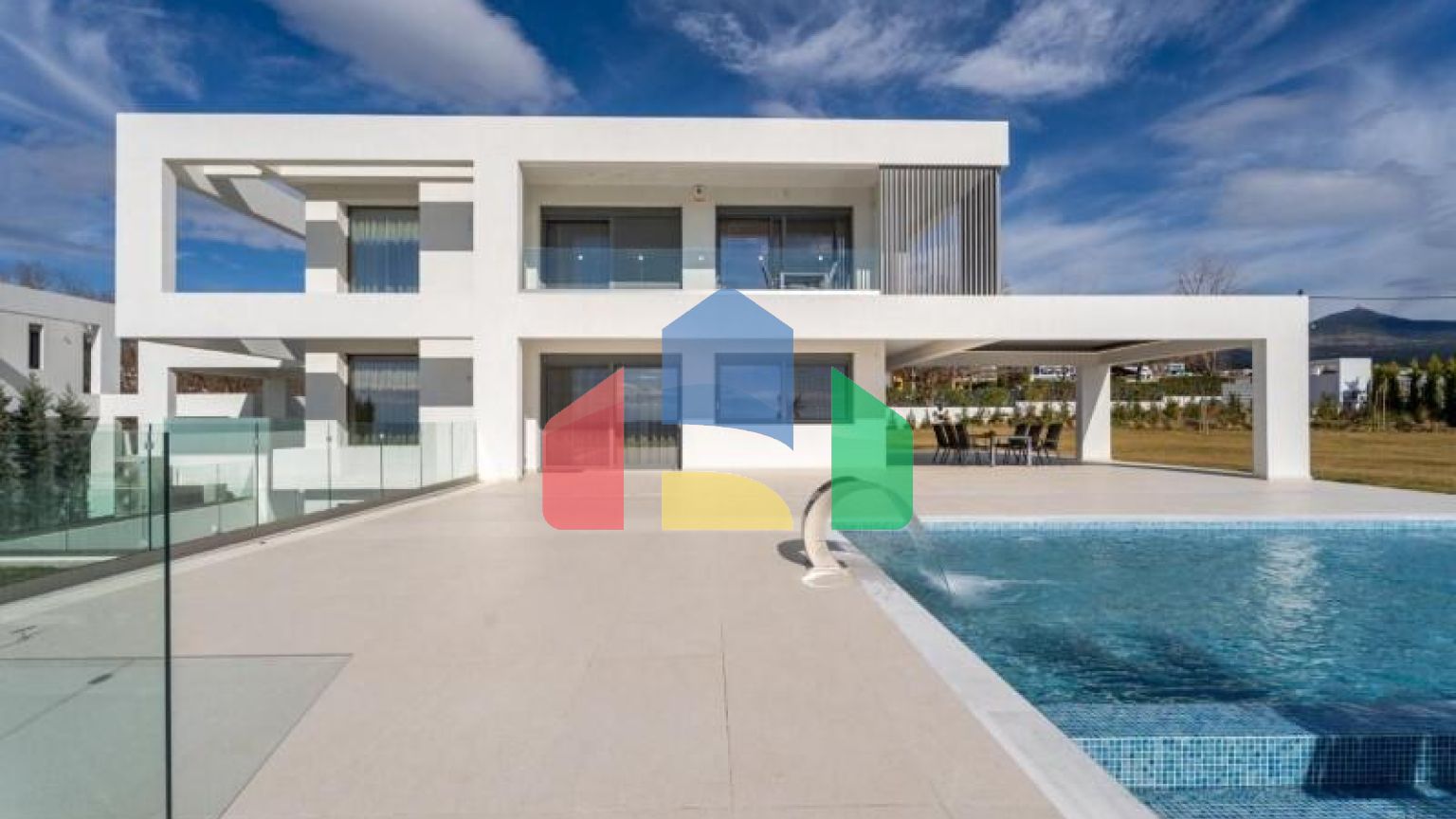 Продажа - Вилла 300 m² в пригороде Салоник