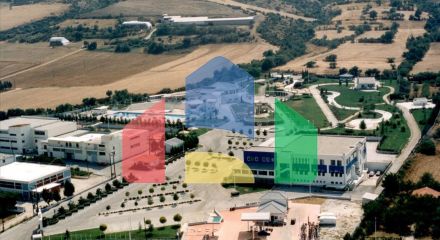 Продаж - Комерційна нерухомість 4530 m² в передмісті Салонік
