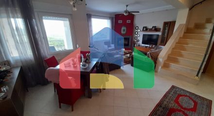 Продажа - Таунхаус 187 m² в пригороде Салоник