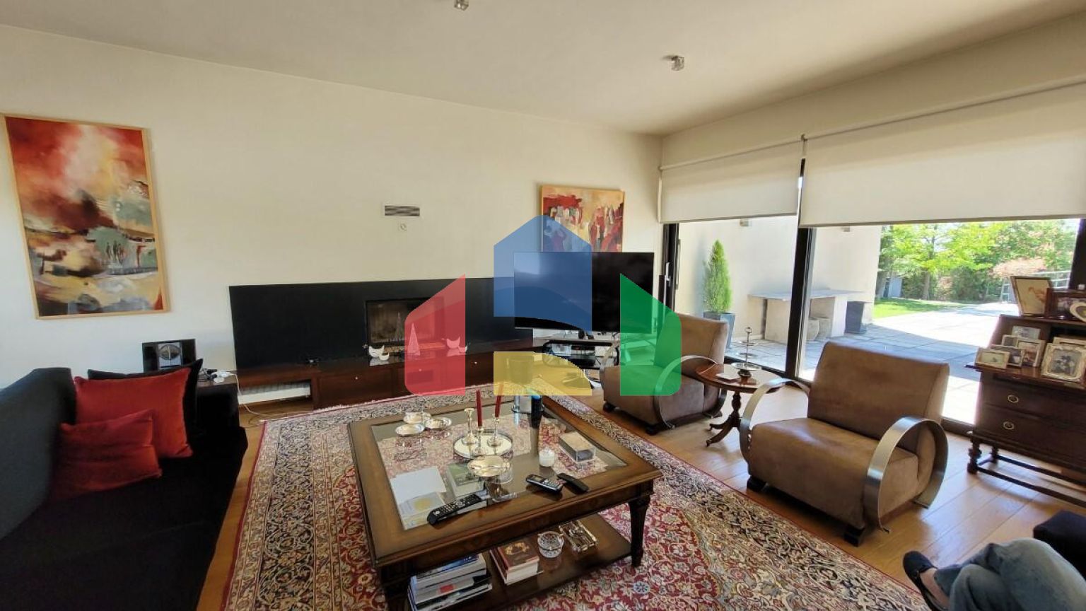 Продажа - Вилла 500 m² в пригороде Салоник