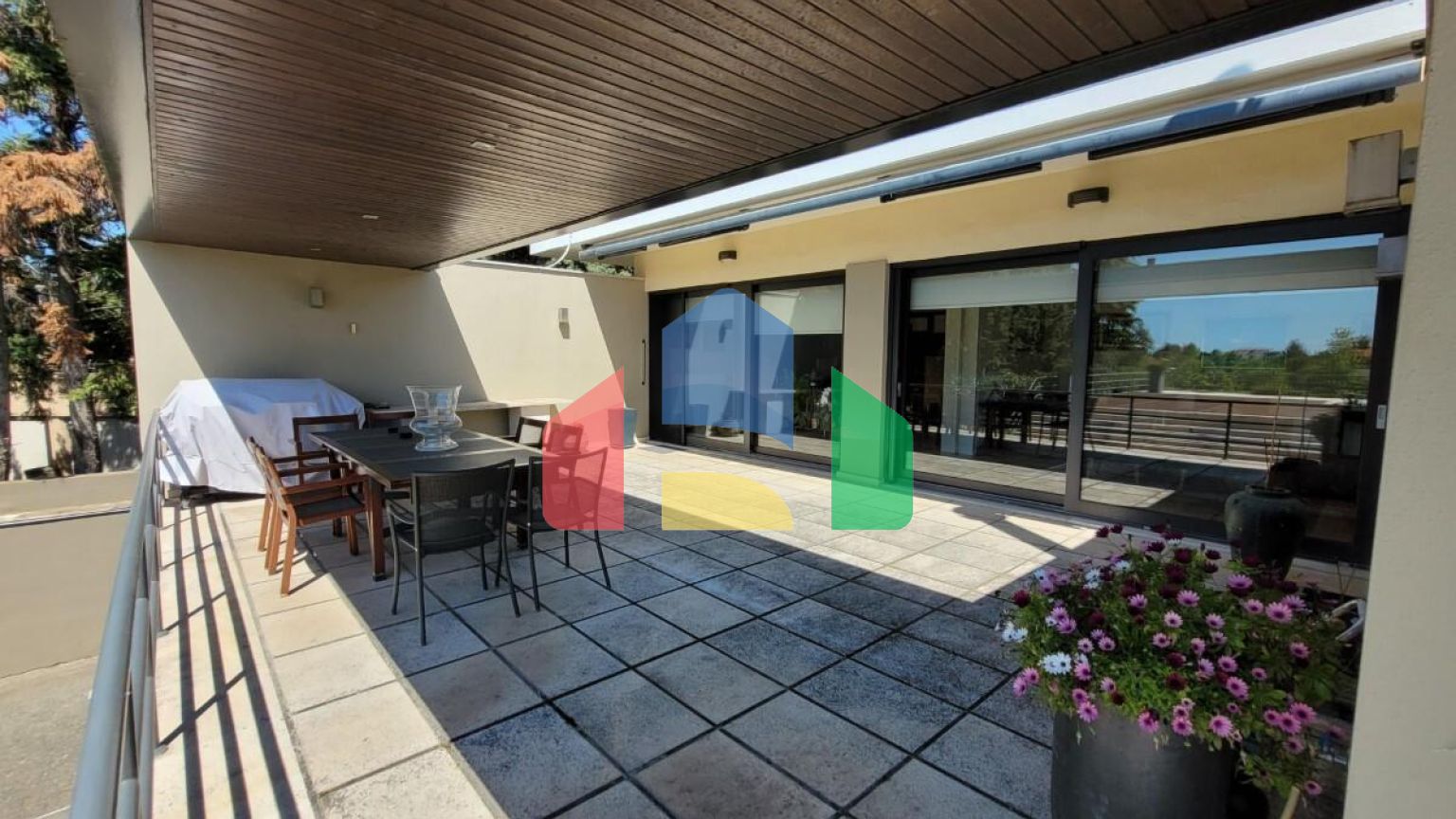 Продажа - Вилла 500 m² в пригороде Салоник