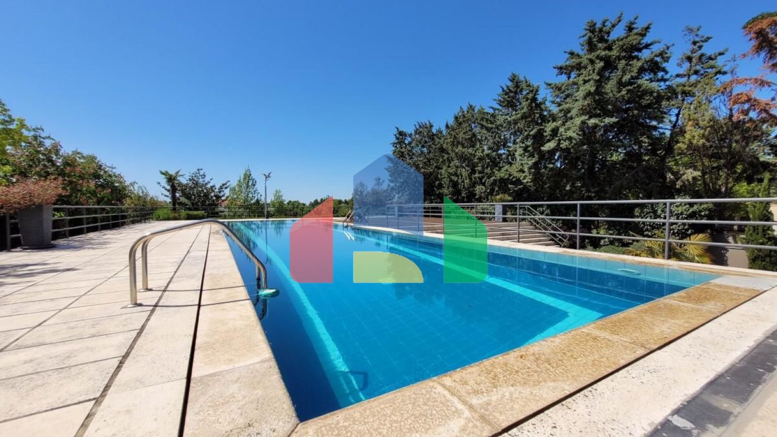 Продажа - Вилла 500 m² в пригороде Салоник