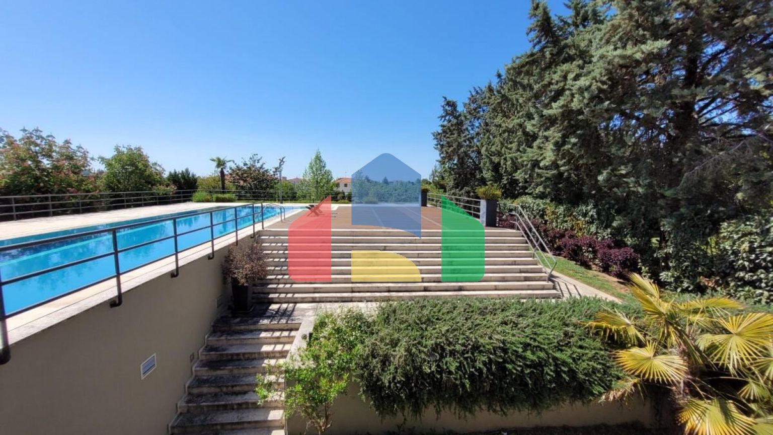 Продажа - Вилла 500 m² в пригороде Салоник