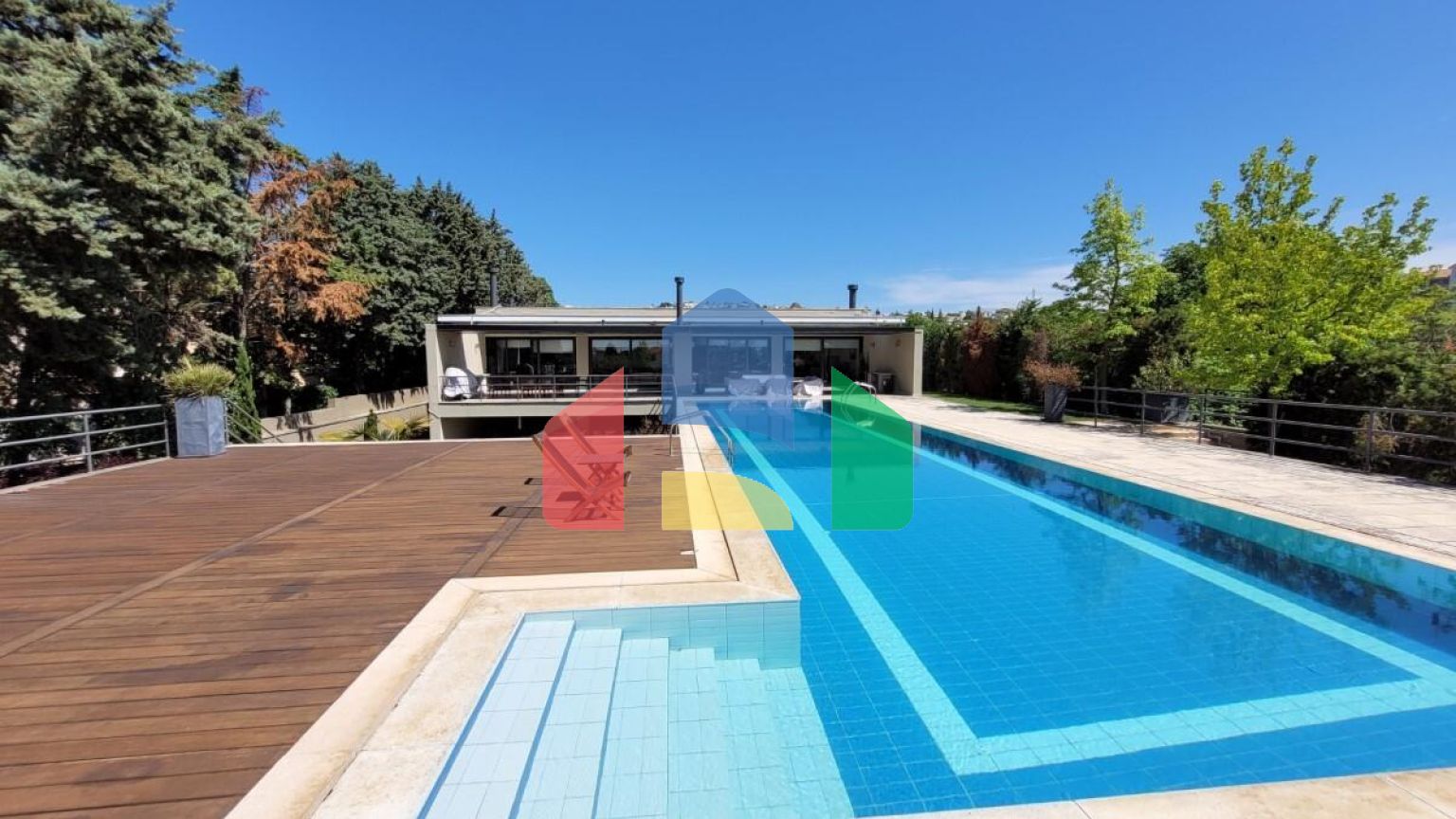 Продажа - Вилла 500 m² в пригороде Салоник