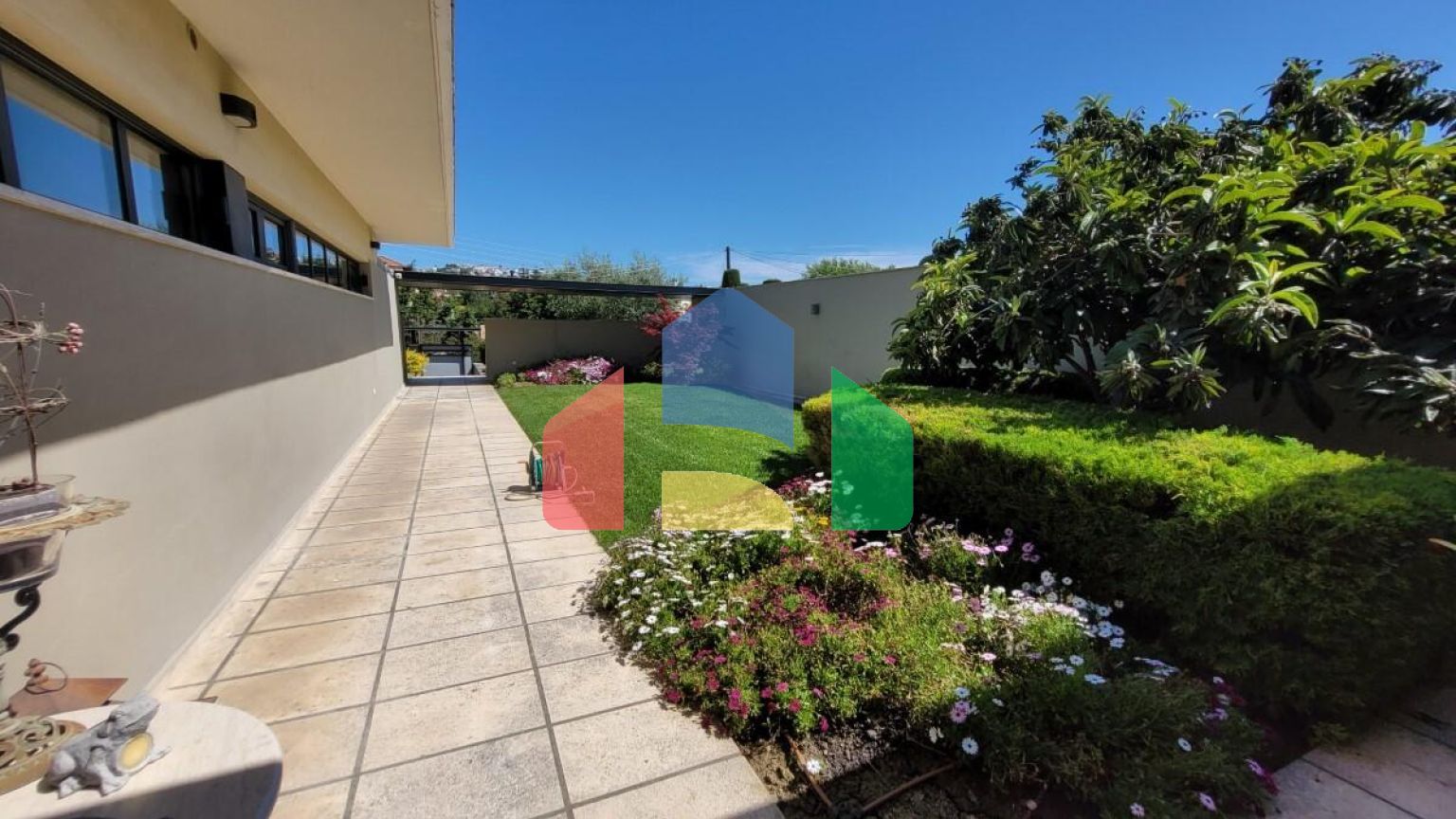 Продажа - Вилла 500 m² в пригороде Салоник