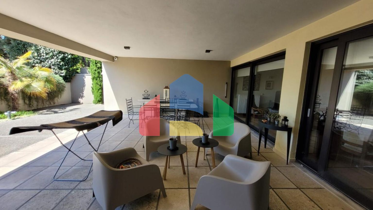 Продажа - Вилла 500 m² в пригороде Салоник