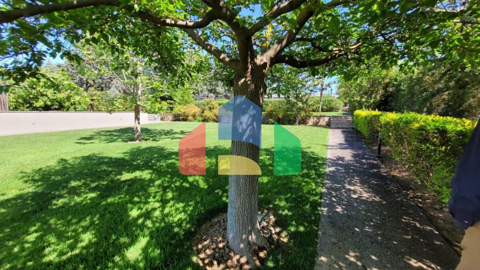 Продажа - Вилла 500 m² в пригороде Салоник